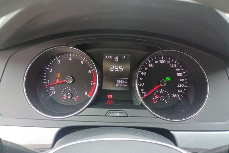 Used Volkswagen Lamando 2017 230TSI DSG Fashion Edition Instrument Cluster