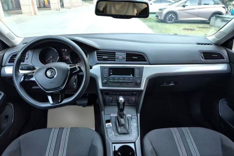 Used Volkswagen Lamando 2017 230TSI DSG Fashion Edition Interior 1