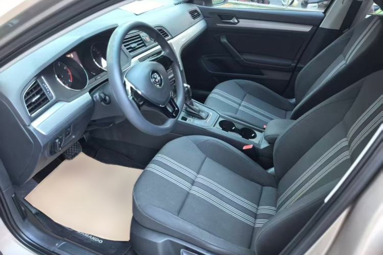 Used Volkswagen Lamando 2017 230TSI DSG Fashion Edition Interior 2