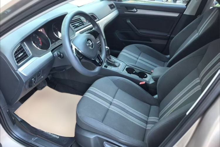 Used Volkswagen Lamando 2017 230TSI DSG Fashion Edition Interior 2