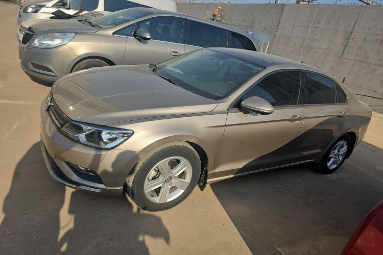 Used Volkswagen Lamando 2017 230TSI DSG Fashion Edition Left Side