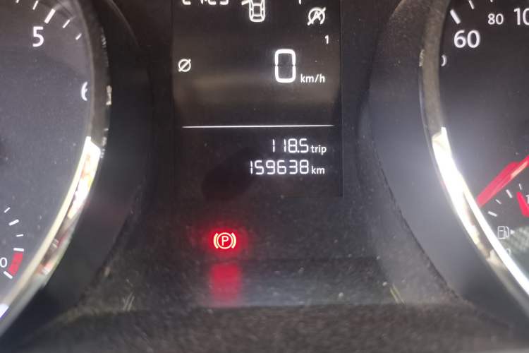 Used Volkswagen Lamando 2017 230TSI DSG Fashion Edition Odometer Close Up