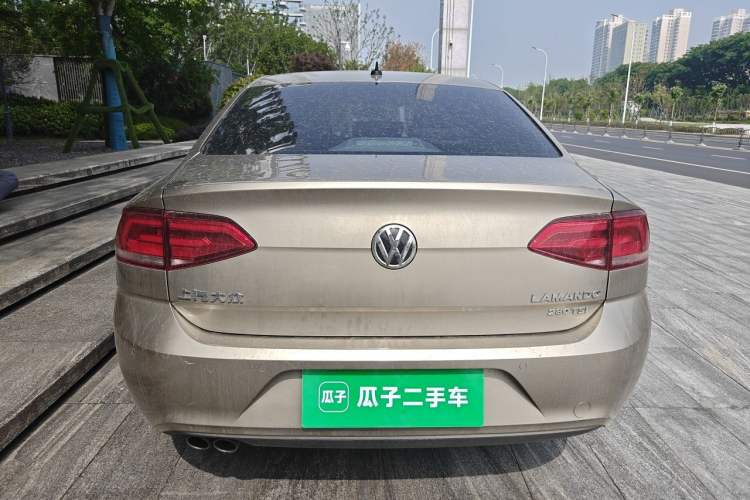 Used Volkswagen Lamando 2017 280TSI DSG Comfort Edition Rear