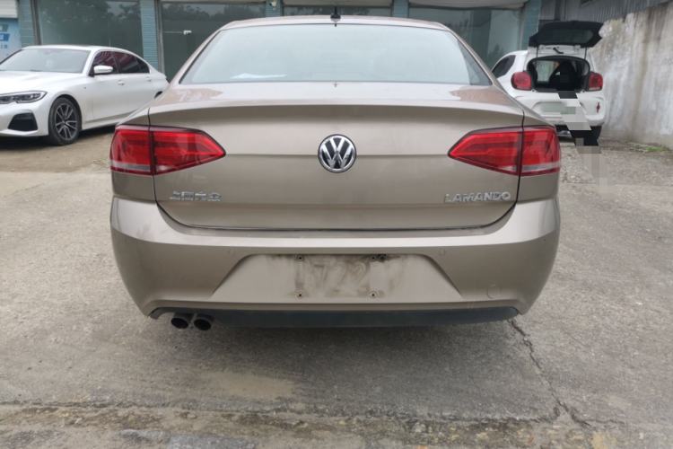 Used Volkswagen Lamando 2017 230TSI DSG Fashion Edition Rear