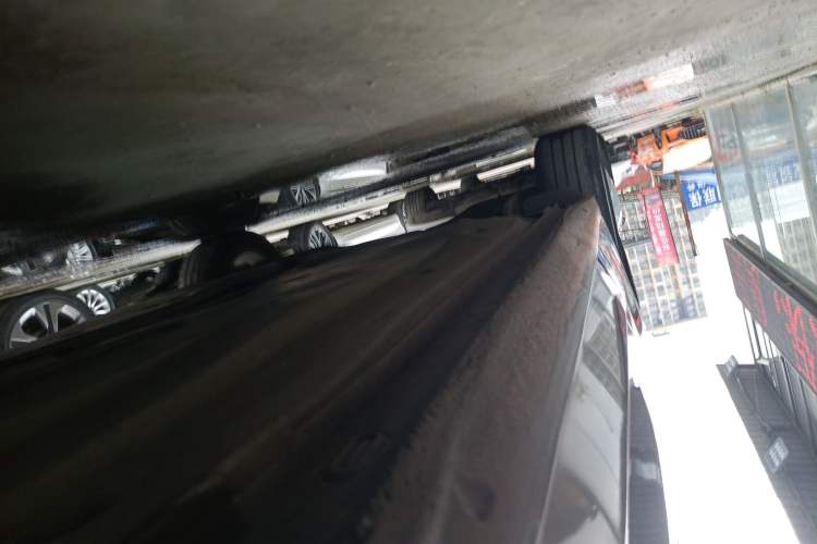 Used Volkswagen Lamando 2017 230TSI DSG Fashion Edition Right Side Sill
