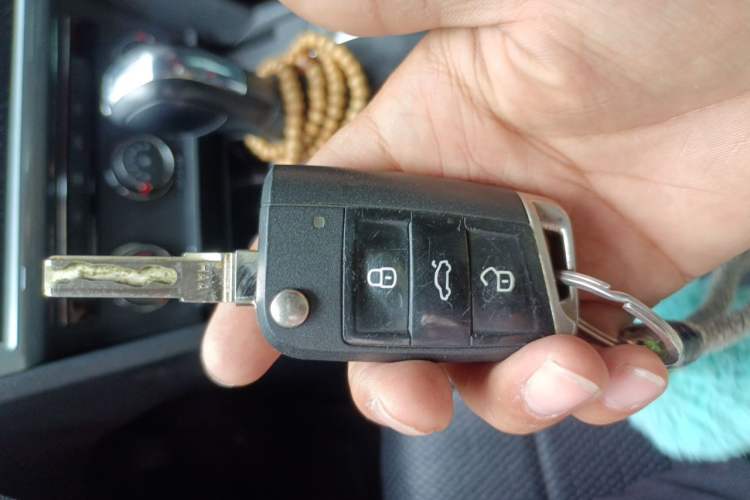 Used Volkswagen Lamando 2017 230TSI DSG Fashion Edition Vehicle Key
