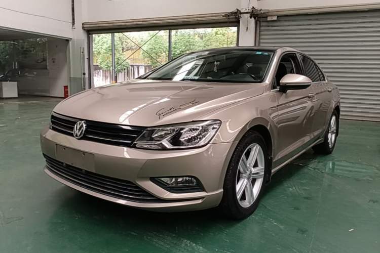 Used Volkswagen Lamando 2017 280TSI DSG Comfort Edition Guazi used car, China used car export, Used car for sale, Used cars, Cheapest cars for sale
