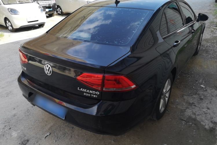 Used Volkswagen Lamando 2018 230TSI DSG Fashion Edition Rear Right 45 Deg