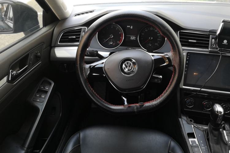 Used Volkswagen Lamando 2018 230TSI DSG Fashion Edition Steering Wheel