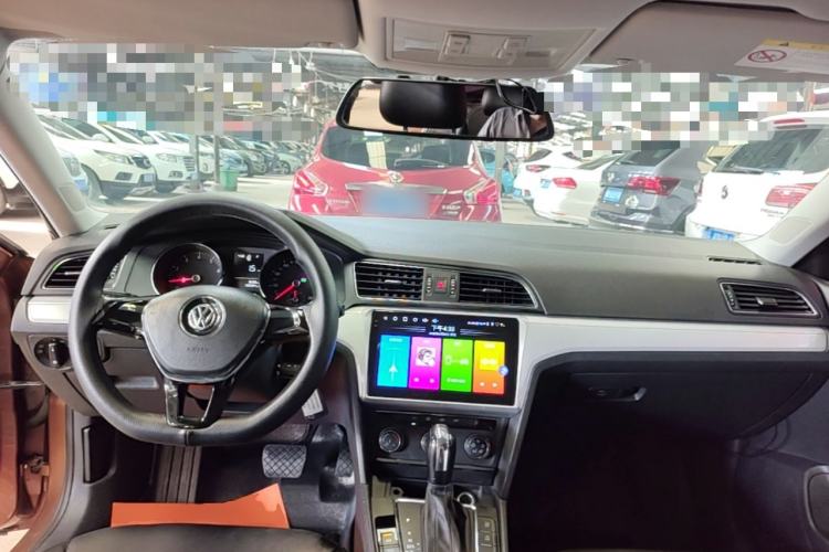 Used Volkswagen Lamando 2018 230TSI DSG Fashion Edition Center Console