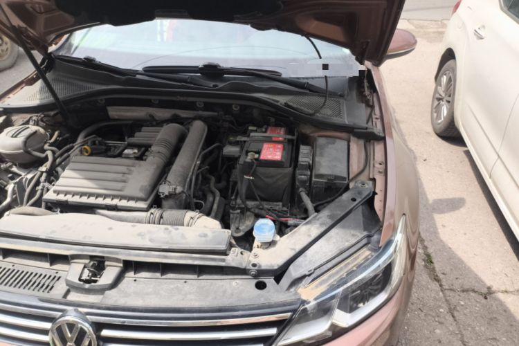 Used Volkswagen Lamando 2018 230TSI DSG Fashion Edition Engine Bay Left