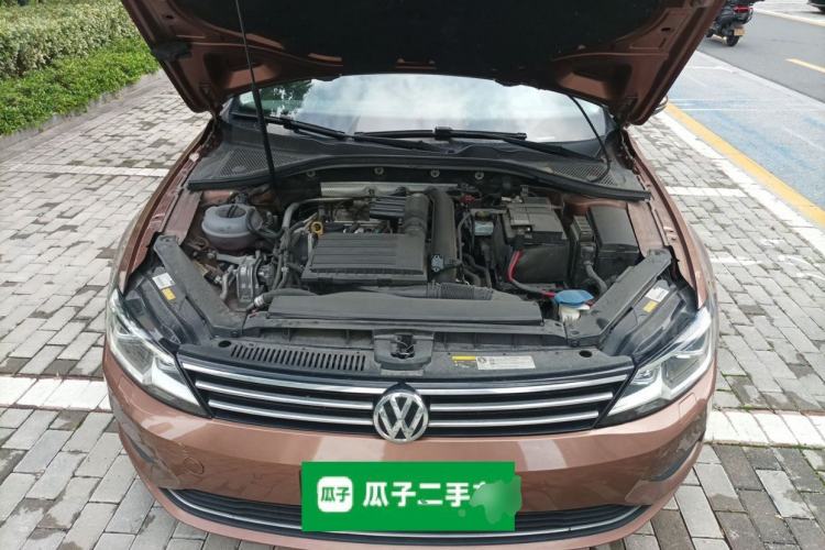 Used Volkswagen Lamando 2018 280TSI DSG Luxury Edition Engine Bay