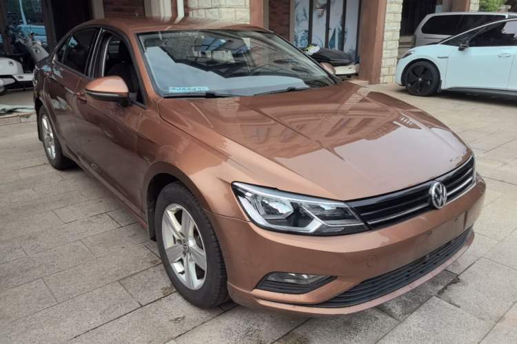 Used Volkswagen Lamando 2018 230TSI DSG Fashion Edition Front Right 45 Deg