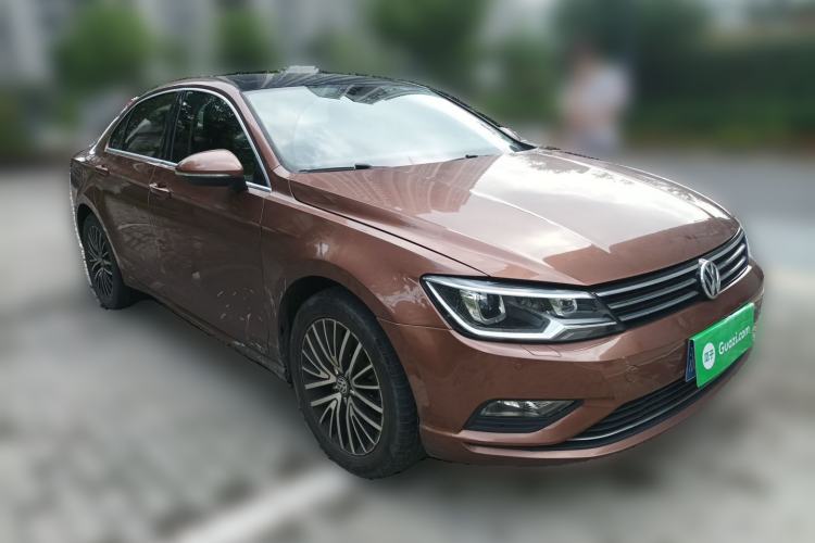 Used Volkswagen Lamando 2018 280TSI DSG Luxury Edition Front Right 45 Deg