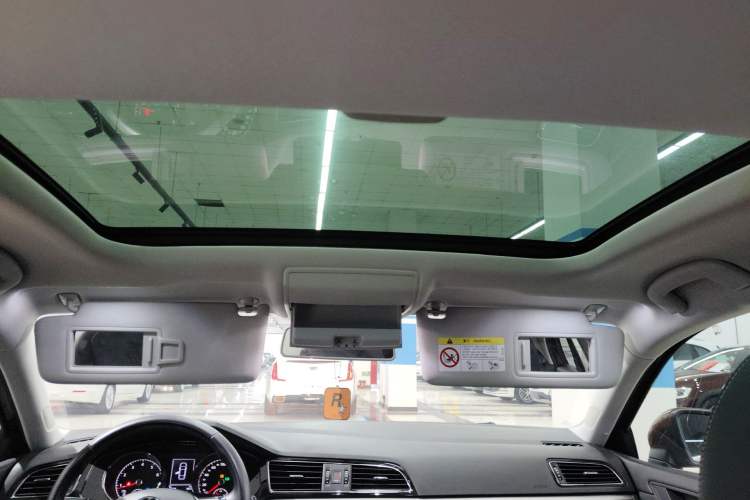 Used Volkswagen Lamando 2018 280TSI DSG Comfort Edition Headliner
