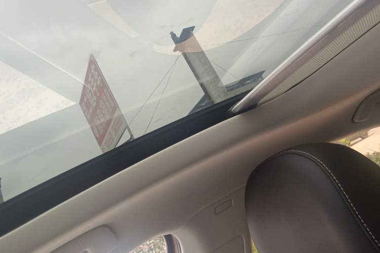 Used Volkswagen Lamando 2018 280TSI DSG Comfort Edition Headliner