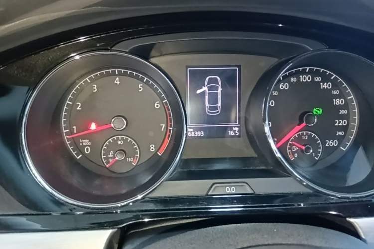 Used Volkswagen Lamando 2018 280TSI DSG Comfort Edition Instrument Cluster