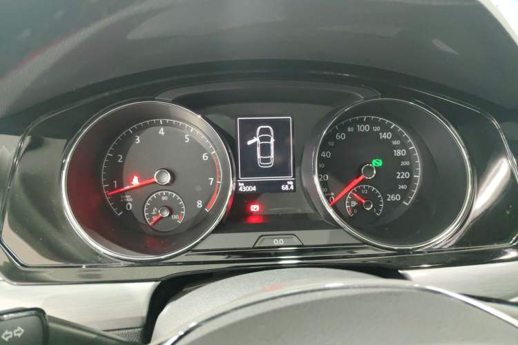 Used Volkswagen Lamando 2018 280TSI DSG Comfort Edition Instrument Cluster