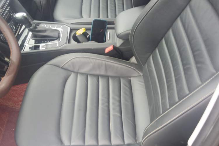 Used Volkswagen Lamando 2018 280TSI DSG Comfort Edition Left Front Seat