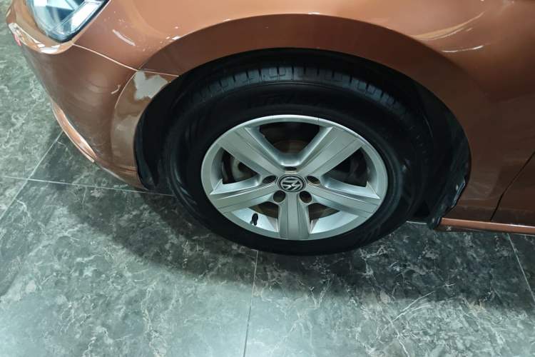 Used Volkswagen Lamando 2018 230TSI DSG Fashion Edition Left Front Wheel Hub
