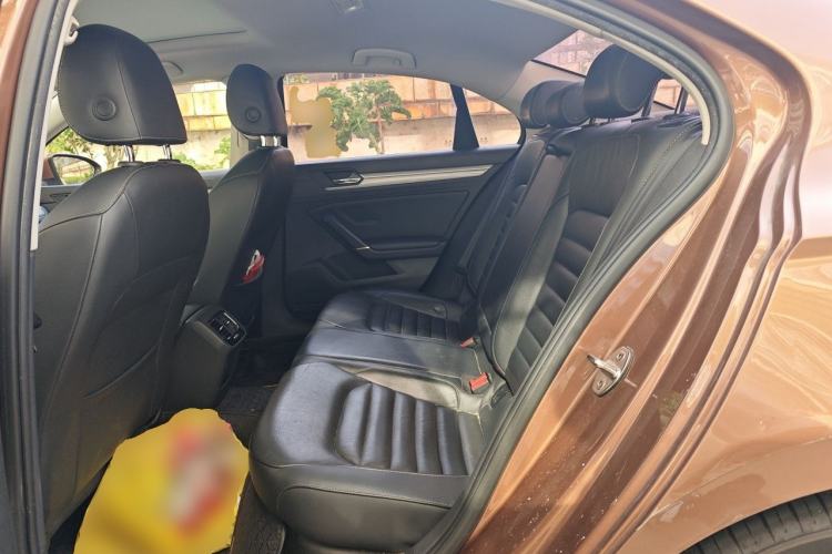 Used Volkswagen Lamando 2018 280TSI DSG Comfort Edition Left Rear Seat