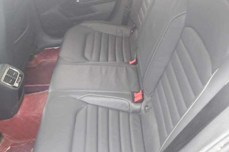 Used Volkswagen Lamando 2018 280TSI DSG Comfort Edition Left Rear Seat