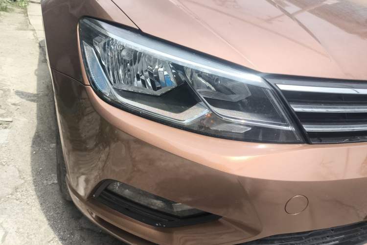 Used Volkswagen Lamando 2018 230TSI DSG Fashion Edition Right Front Headlight