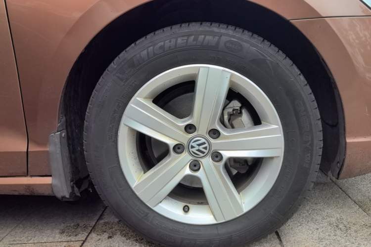 Used Volkswagen Lamando 2018 230TSI DSG Fashion Edition Right Rear Wheel Hub