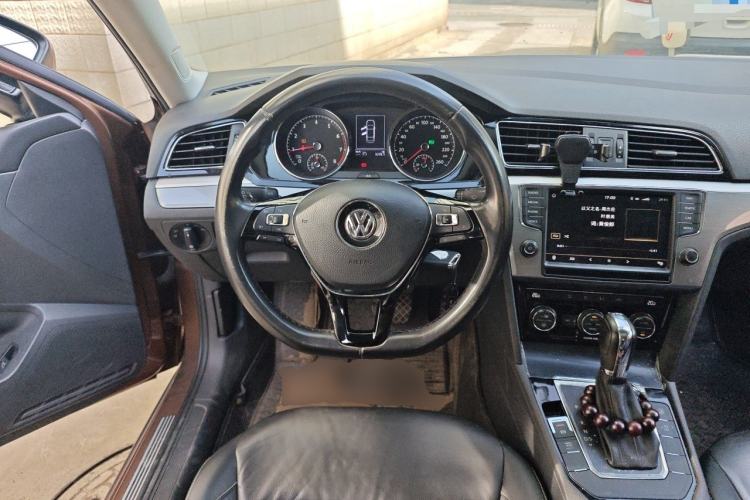 Used Volkswagen Lamando 2018 280TSI DSG Comfort Edition Steering Wheel
