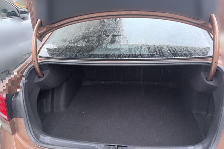 Used Volkswagen Lamando 2018 230TSI DSG Fashion Edition Trunk