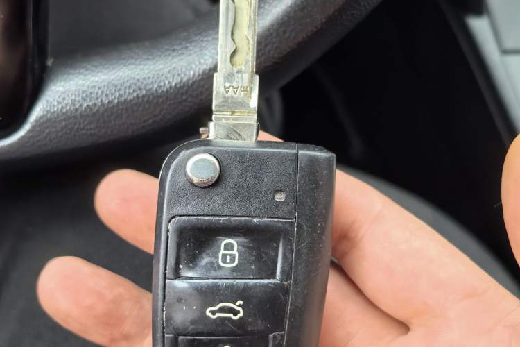 Used Volkswagen Lamando 2018 230TSI DSG Fashion Edition Vehicle Key