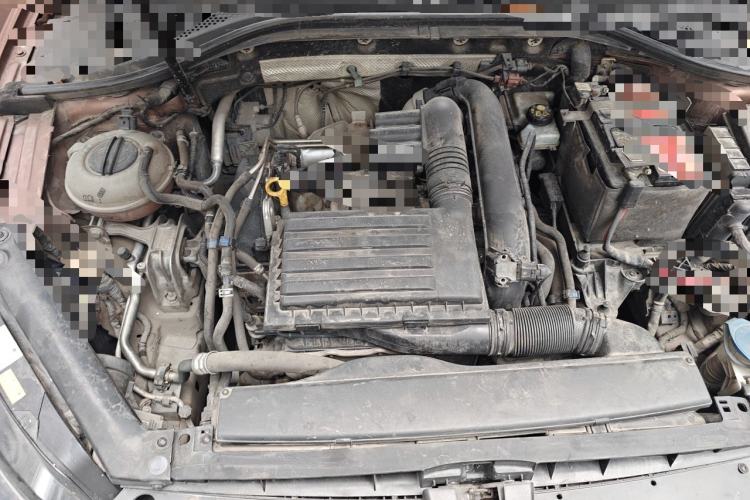Used Volkswagen Lamando 2018 280TSI DSG Luxury Edition Engine Bay