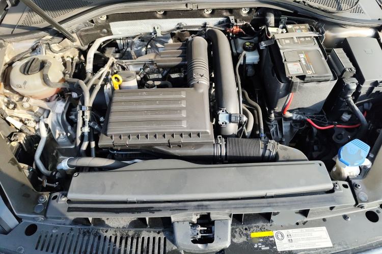 Used Volkswagen Lamando 2018 230TSI DSG Fashion Edition Engine Bay