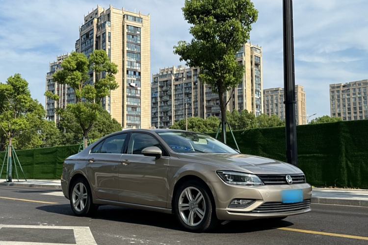 Used Volkswagen Lamando 2018 280TSI DSG Comfort Edition Exterior 2