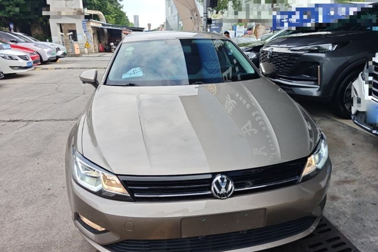 Used Volkswagen Lamando 2018 230TSI DSG Fashion Edition Front