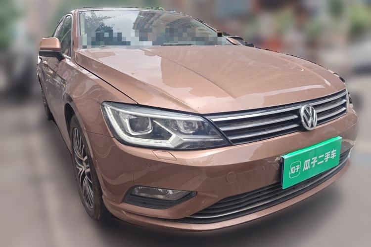 Used Volkswagen Lamando 2018 280TSI DSG Luxury Edition Front Right 45 Deg