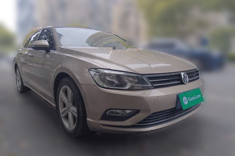 Used Volkswagen Lamando 2018 280TSI DSG Comfort Edition Front Right 45 Deg