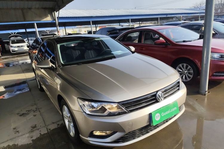 Used Volkswagen Lamando 2018 230TSI DSG Fashion Edition Front Right 45 Deg