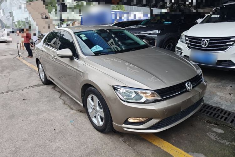 Used Volkswagen Lamando 2018 230TSI DSG Fashion Edition Front Right 45 Deg