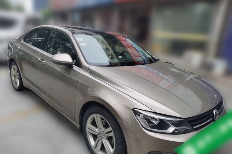 Used Volkswagen Lamando 2018 280TSI DSG Comfort Edition Front Right 45 Deg