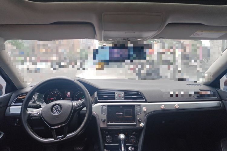 Used Volkswagen Lamando 2018 280TSI DSG Luxury Edition Headliner