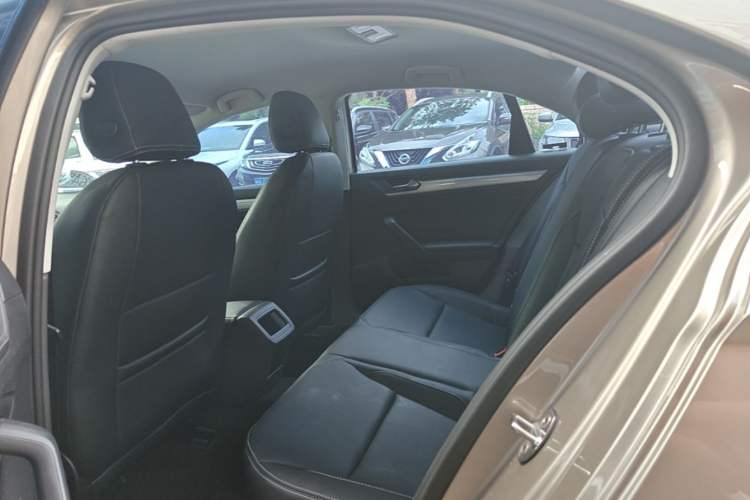 Used Volkswagen Lamando 2018 230TSI DSG Fashion Edition Left Rear Seat