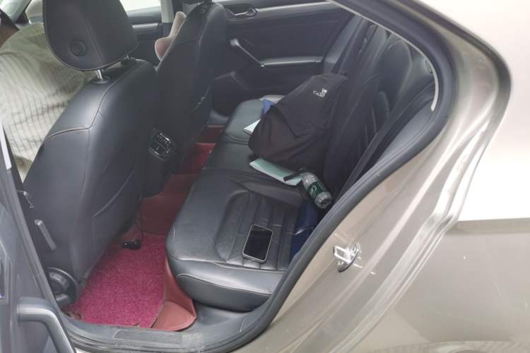 Used Volkswagen Lamando 2018 280TSI DSG Comfort Edition Left Rear Seat