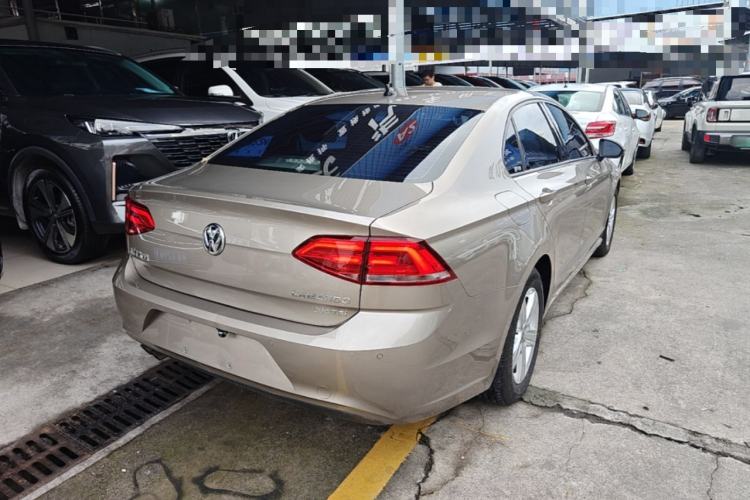 Used Volkswagen Lamando 2018 230TSI DSG Fashion Edition Rear Right 45 Deg