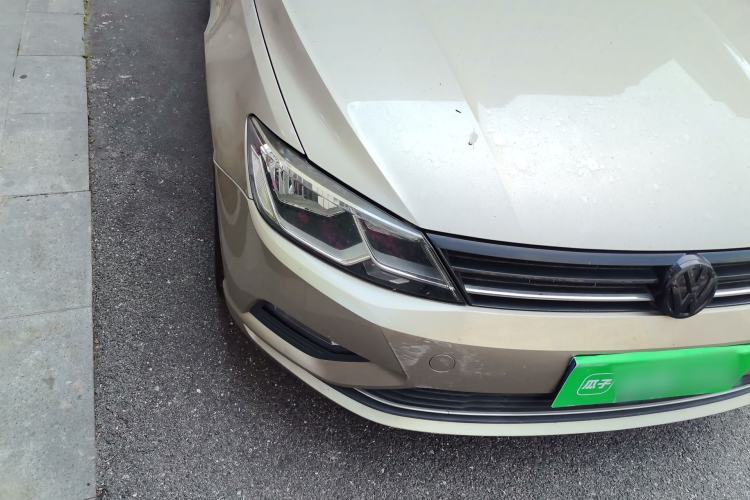 Used Volkswagen Lamando 2018 280TSI DSG Comfort Edition Right Front Headlight