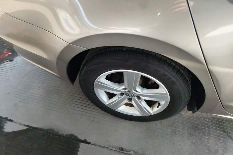 Used Volkswagen Lamando 2018 230TSI DSG Fashion Edition Right Rear Wheel Hub