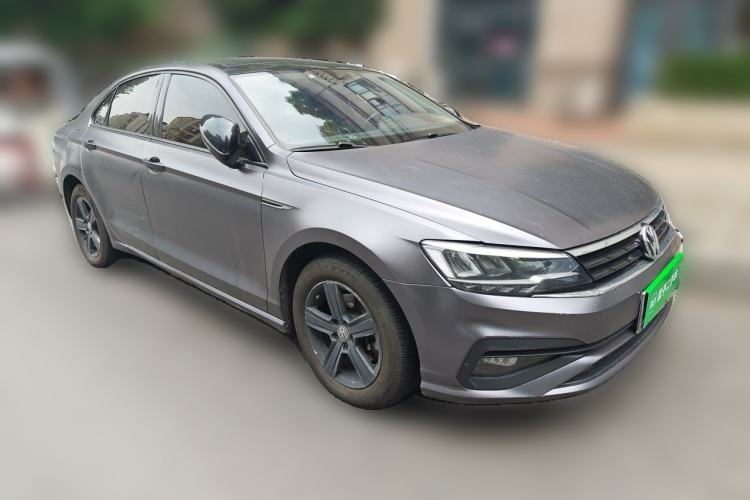 Used Volkswagen Lamando 2018 230TSI DSG Fashion Edition Front Right 45 Deg