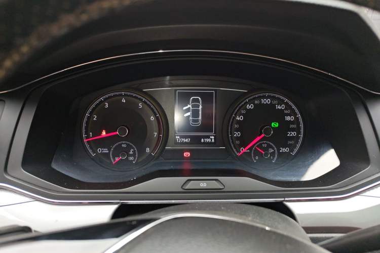 Used Volkswagen Lamando 2018 230TSI DSG Fashion Edition Odometer Close Up