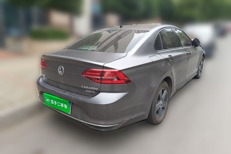 Used Volkswagen Lamando 2018 230TSI DSG Fashion Edition Rear Right 45 Deg