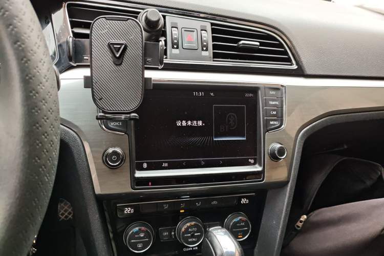 Used Volkswagen Lamando 2018 280TSI DSG Comfort Edition Audio And AC Panel